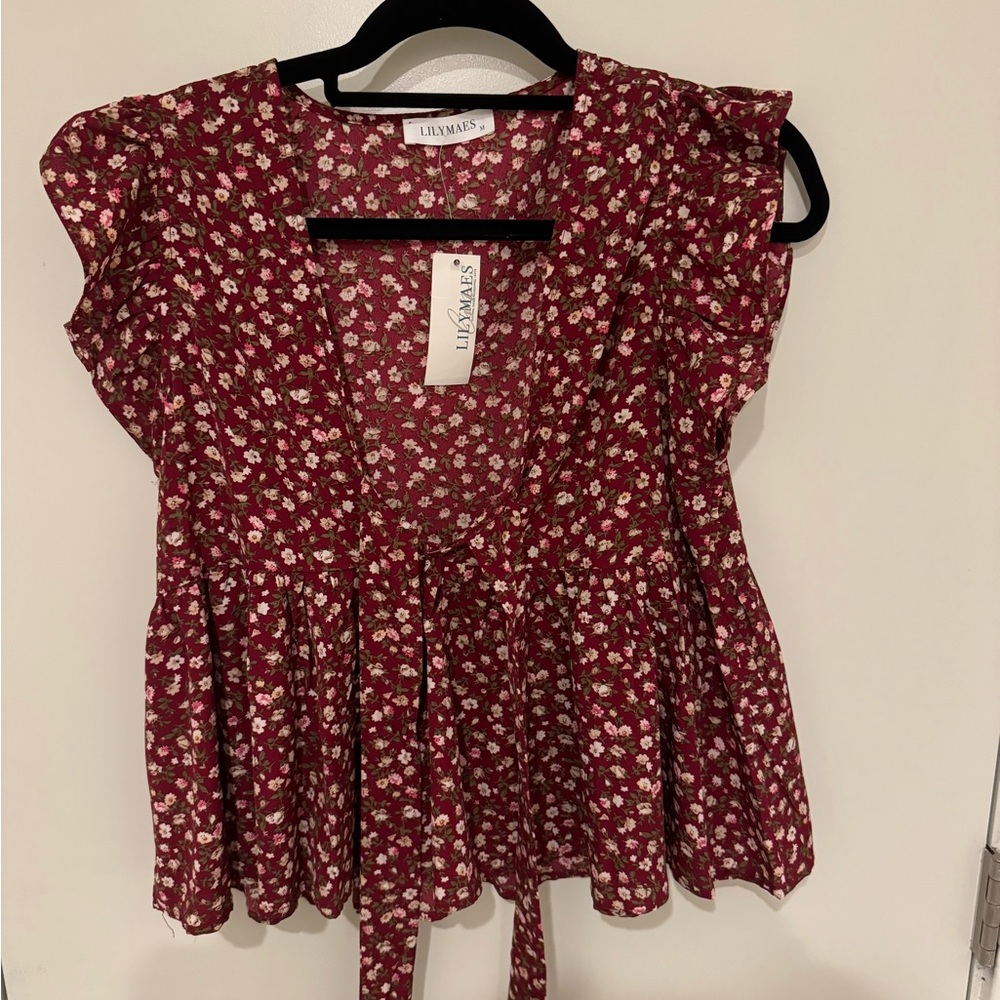 Garnet top